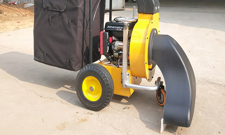 環(huán)衛(wèi)吸樹葉機(jī)