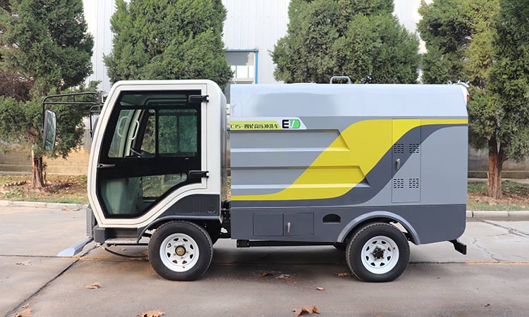 為什么那么多環衛工人都喜歡用小型電動高壓沖洗車，原因竟是它