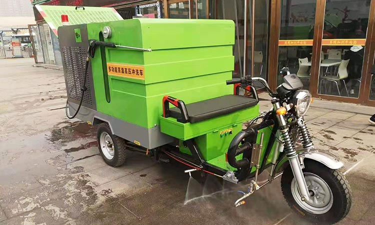 商業(yè)街作業(yè) 環(huán)衛(wèi)高溫高壓沖洗車