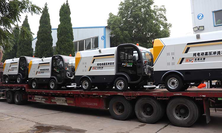 百易長青-四輪多功能高壓沖洗車 多功能高壓沖洗車