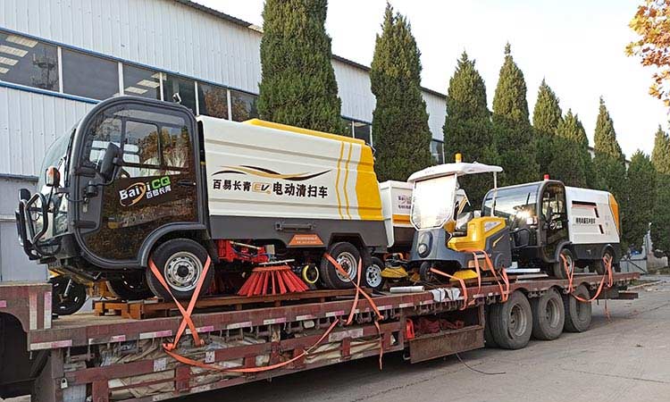 百易長青-電動環(huán)衛(wèi)車參展 電動環(huán)衛(wèi)車參展