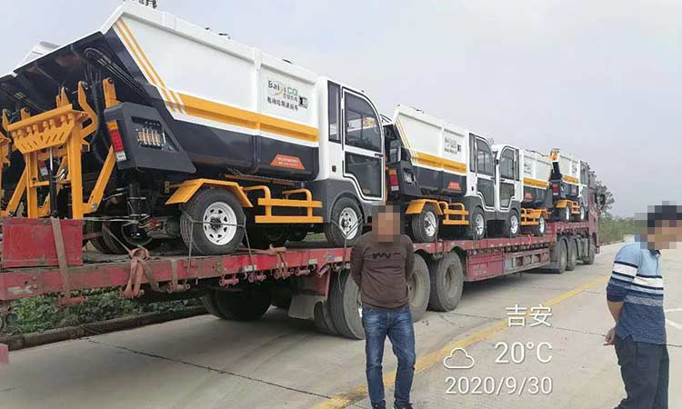 百易長青-后裝式電動垃圾清運車 電動垃圾清運車