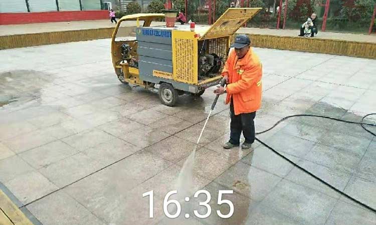 環衛多功能高壓沖洗車 小型多功能高壓清洗車