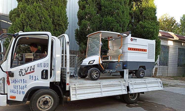 四輪小型高壓清洗車 高壓清洗車