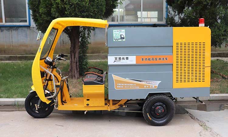多功能高壓清洗車調試現場 電動高壓清洗車