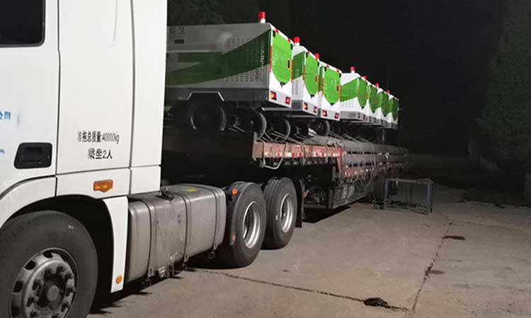 三輪電動高壓清洗車準裝車完畢準備出發 高壓清洗車