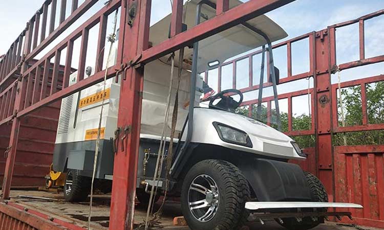 四輪高壓清洗車