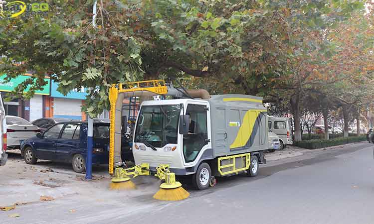 大型吸樹葉粉碎收集一體車 多功能樹葉收集車