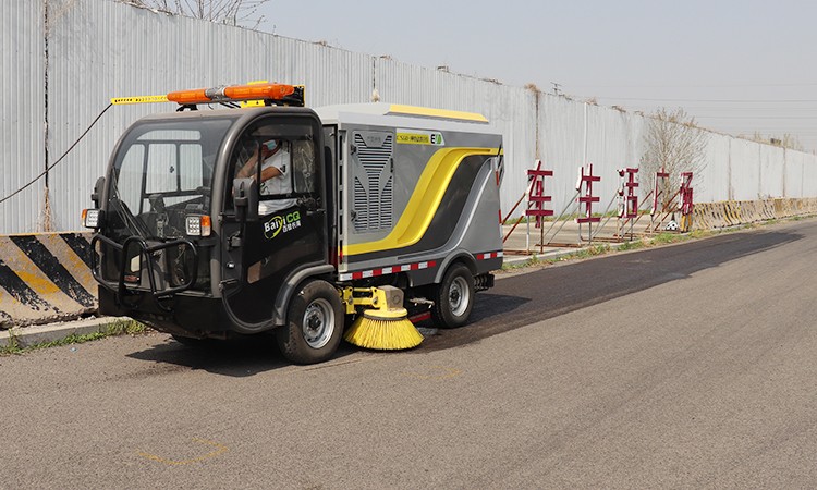 純電動洗掃車CS60——顛覆傳統的路面清潔解決方案