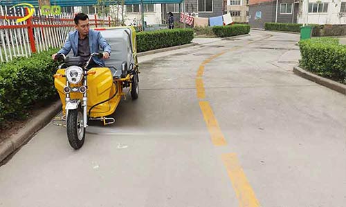 小區三輪高壓清洗車高壓清潔“多面手”