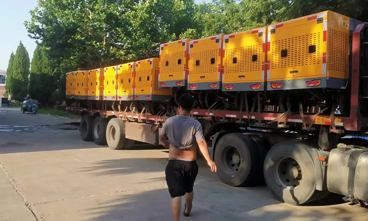 高溫高壓清洗車(chē) 高溫高壓清洗車(chē)