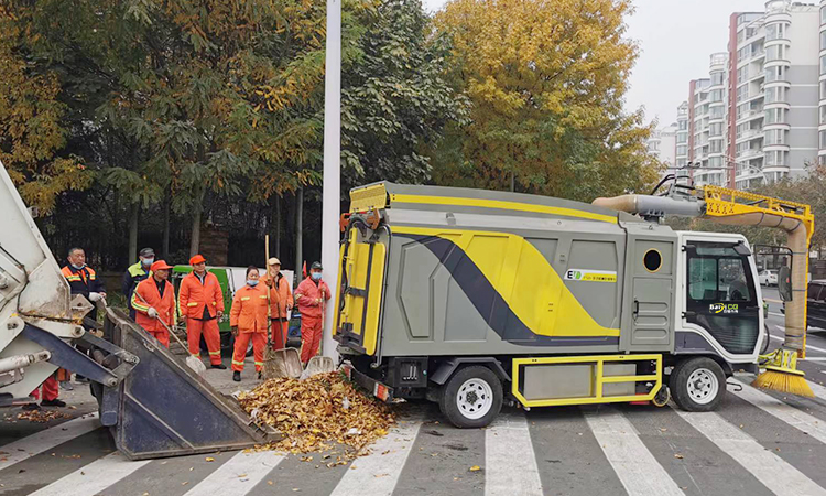 樹葉收集車 樹葉收集車