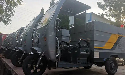 高壓清洗車定制外觀，清潔高效，已裝車準備發貨