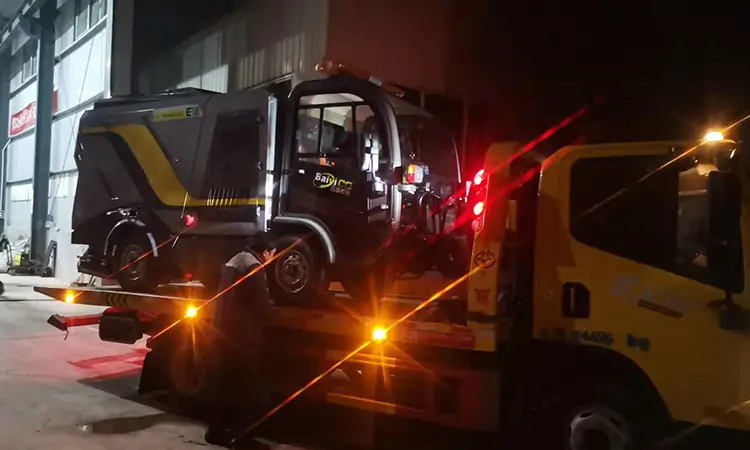 1電動(dòng)深度清潔車