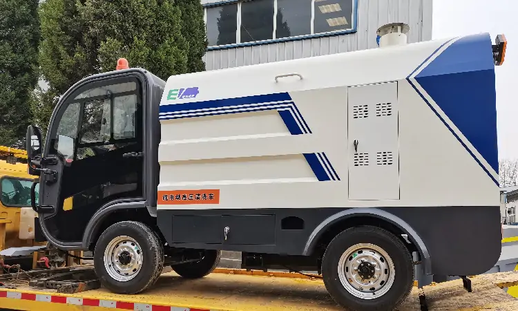 四輪多功能高壓清洗車