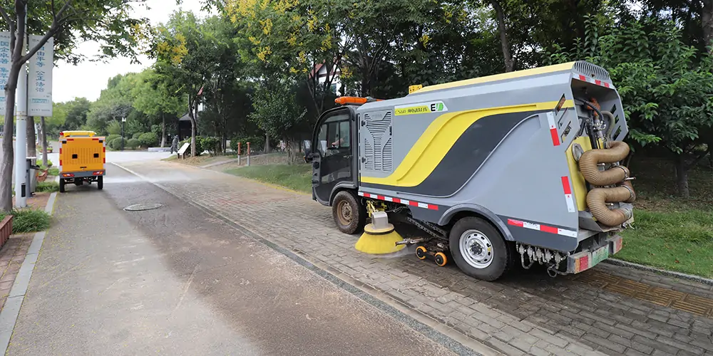 電動洗掃車 電動洗掃車