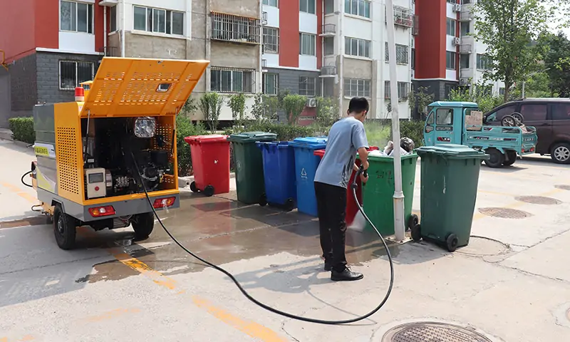 冬季來臨，物業小區在選擇高溫高壓清洗車的時候要注意哪些問題呢？