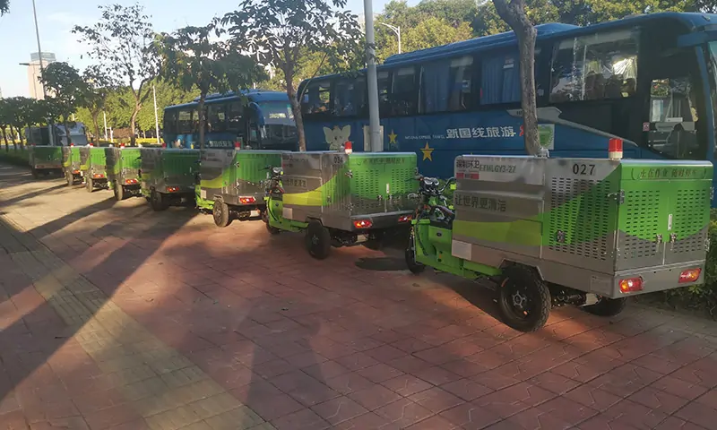 百易多功能小型高壓清洗車抵達深圳某環衛公司-順利交接，讓世界更清潔！