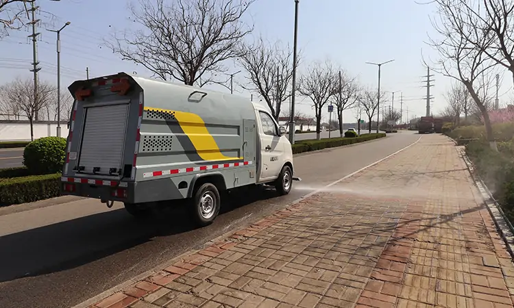 新能源道路養護車BY-C2700