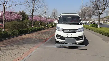 新能源道路養護車BY-C2700操作環境