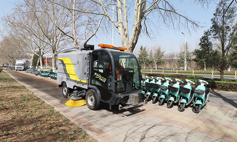 純電動,低噪音,零排放!洗、掃、沖三合一多功能純電動洗掃車的魅力到底在哪?