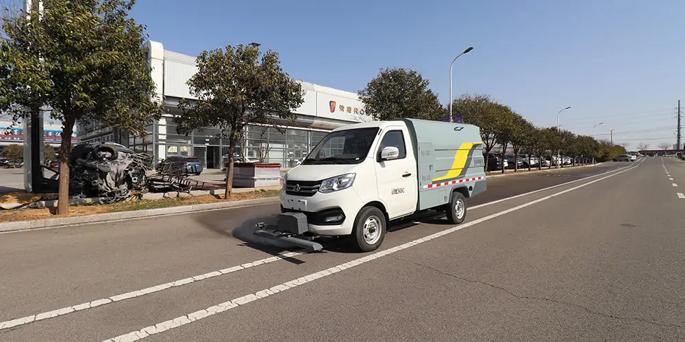 新能源道路養護車_道路高壓沖洗車_新能源環衛車_小型高壓清洗車 新能源道路養護車_道路高壓沖洗車_新能源環衛車_小型高壓清洗車
