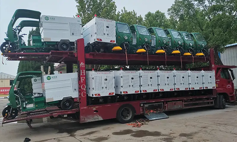 助力美好城市衛生建設！高壓沖洗車和樹葉收集車發貨案例！