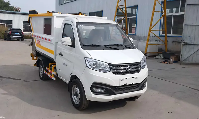 創新純電動后裝式垃圾清運車:環保與高效的完美融合