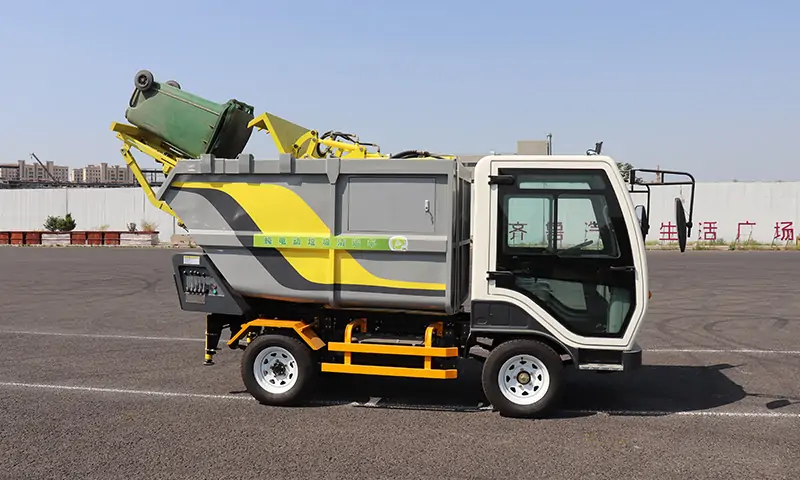 后裝式垃圾車:小區與廠區的理想選擇!垃圾轉運好幫手!