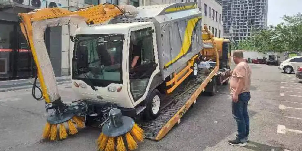 樹葉收集車_多功能樹葉收集車_吸樹葉的機(jī)器_新型樹葉收集車_電動(dòng)樹葉專用收集車 樹葉收集車_多功能樹葉收集車_吸樹葉的機(jī)器_新型樹葉收集車_電動(dòng)樹葉專用收集車