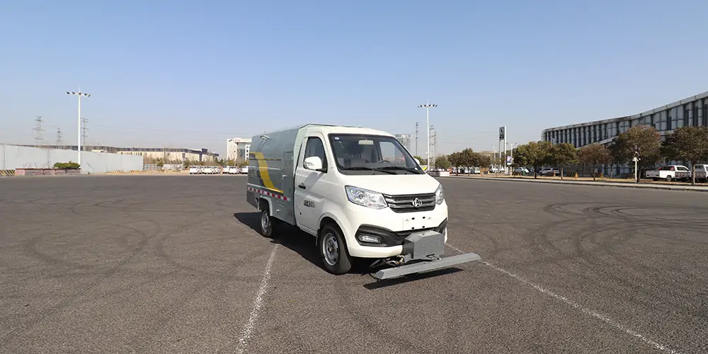 環衛專用高壓沖洗車 市政高壓沖洗車 電動四輪高壓沖洗車 高壓沖洗車清洗車 路面污漬高壓沖洗車 01_看圖王.jpg