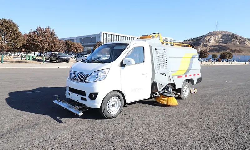 新能源純電動洗掃車助力市政衛生建設