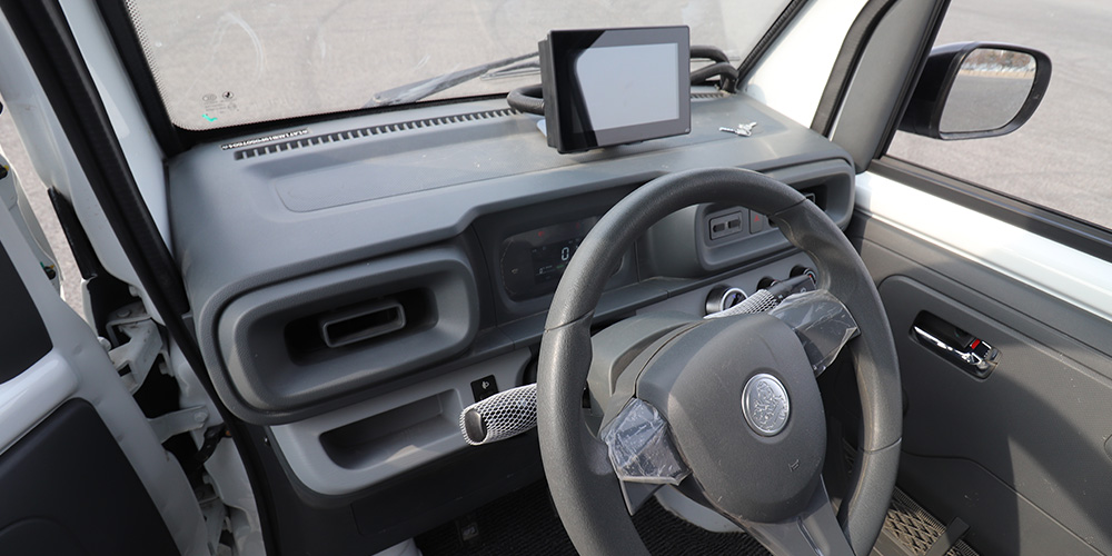 1734588537603842.jpg 02.jpg