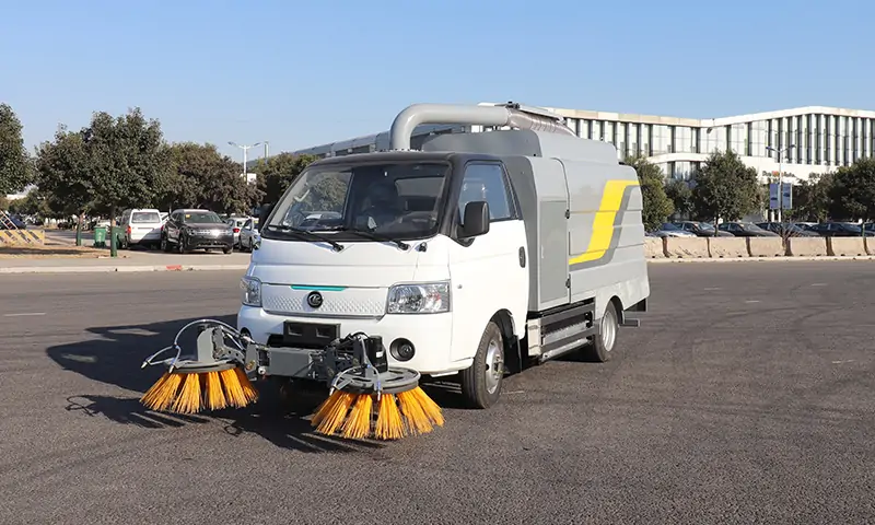 新能源樹葉收集車:城市綠化清潔的高效之選