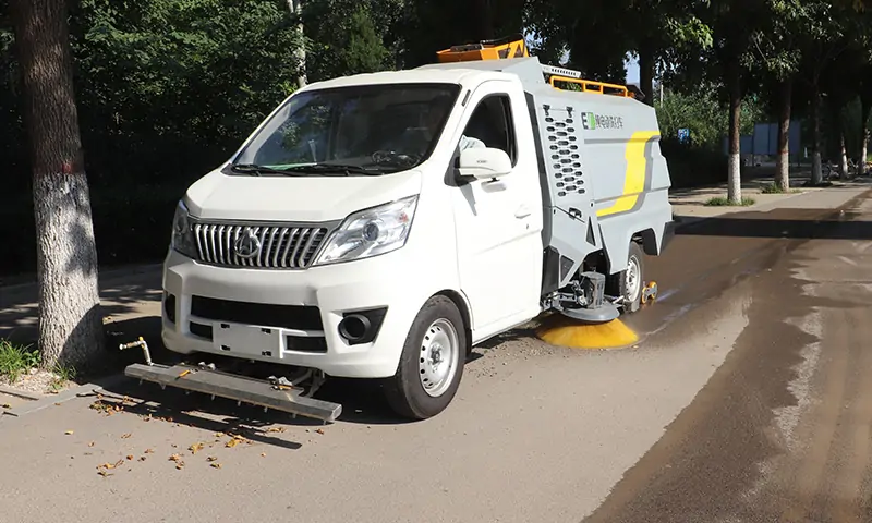新能源純電動洗掃車助力市政衛生建設