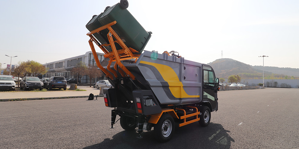 1737767807471201.jpg 02.jpg