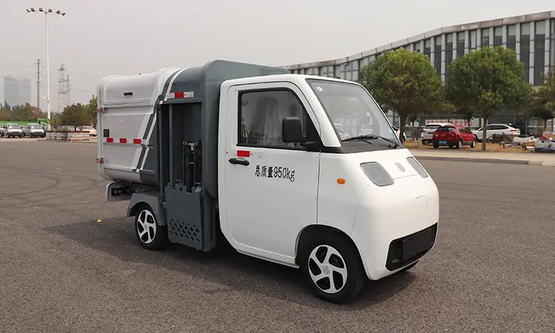 新能源四輪垃圾清運車:高效環保,助力城市清潔