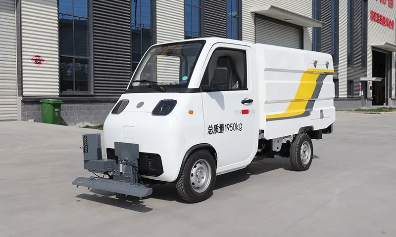 新能源路面養護車:打造高效綠色環衛新標桿