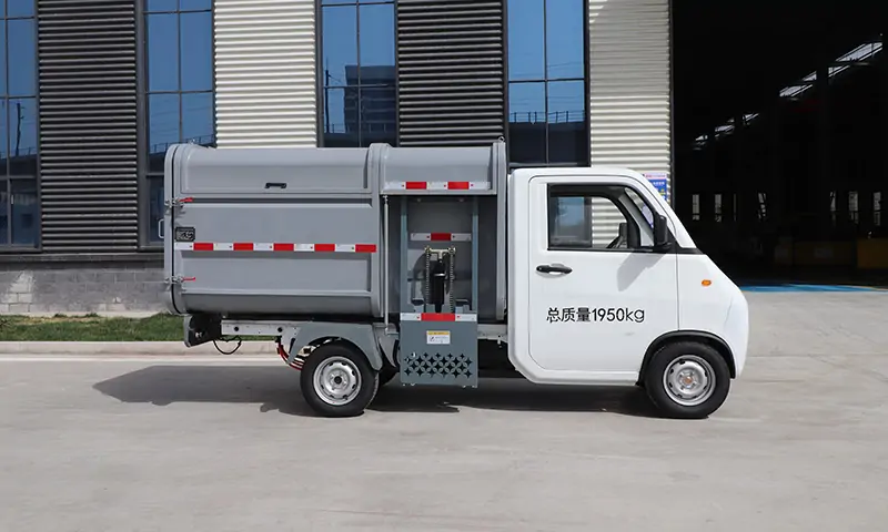 高效環(huán)保的理想選擇——新能源側(cè)裝式垃圾清運車全面解析