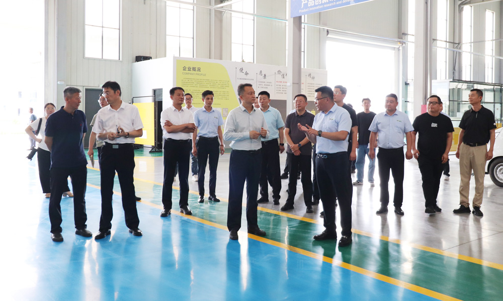 熱烈歡迎區委書記肖輝、區委常委辦公室主任劉興文、副區長趙魯及各相關部門領導蒞臨我司調研指導！