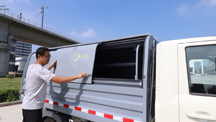 純電動自卸式垃圾車BY-LF3000工作模式