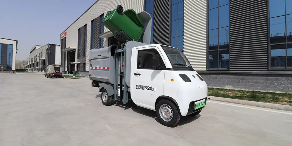 新能源垃圾車，側(cè)裝垃圾車，小型垃圾清運車，純電動垃圾車