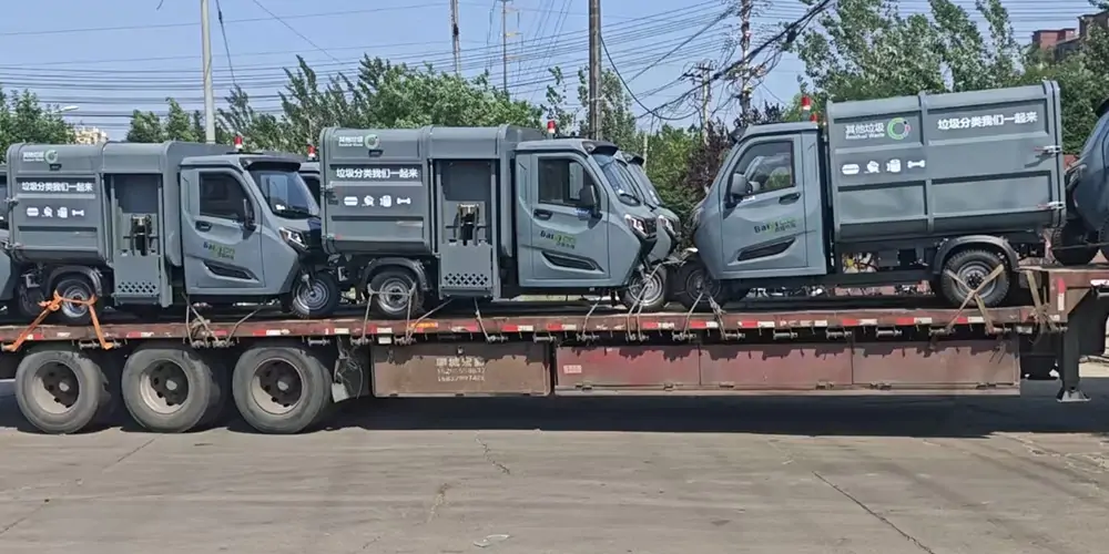 新能源側裝式垃圾清運車，側裝垃圾車，垃圾車，新能源垃圾車