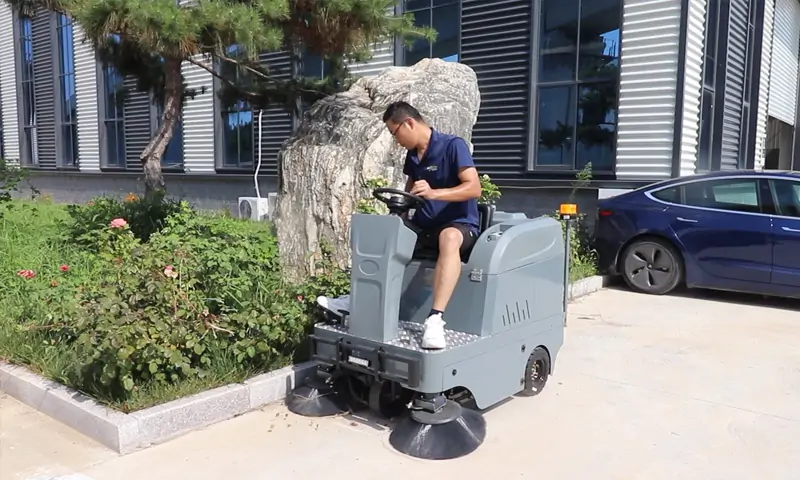 純電動清掃車：智慧環衛的綠色先鋒