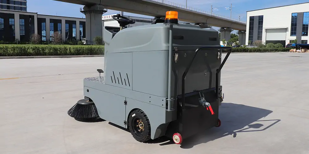 純電動(dòng)清掃車(chē)，電動(dòng)清掃車(chē)，小型電動(dòng)掃地車(chē)，電動(dòng)掃地車(chē)